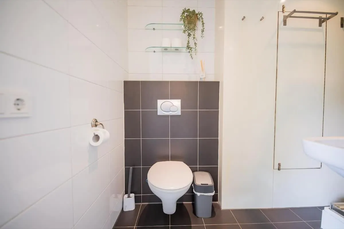 Upscale 90M2 Two Bedroom Apartment - Ks8B Eindhoven