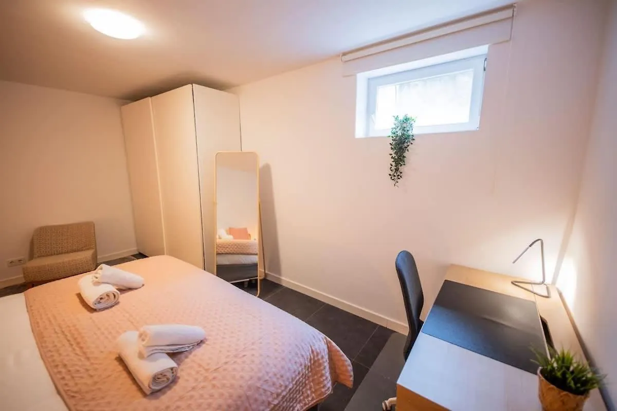 Upscale 90M2 Two Bedroom Apartment - Ks8B Eindhoven
