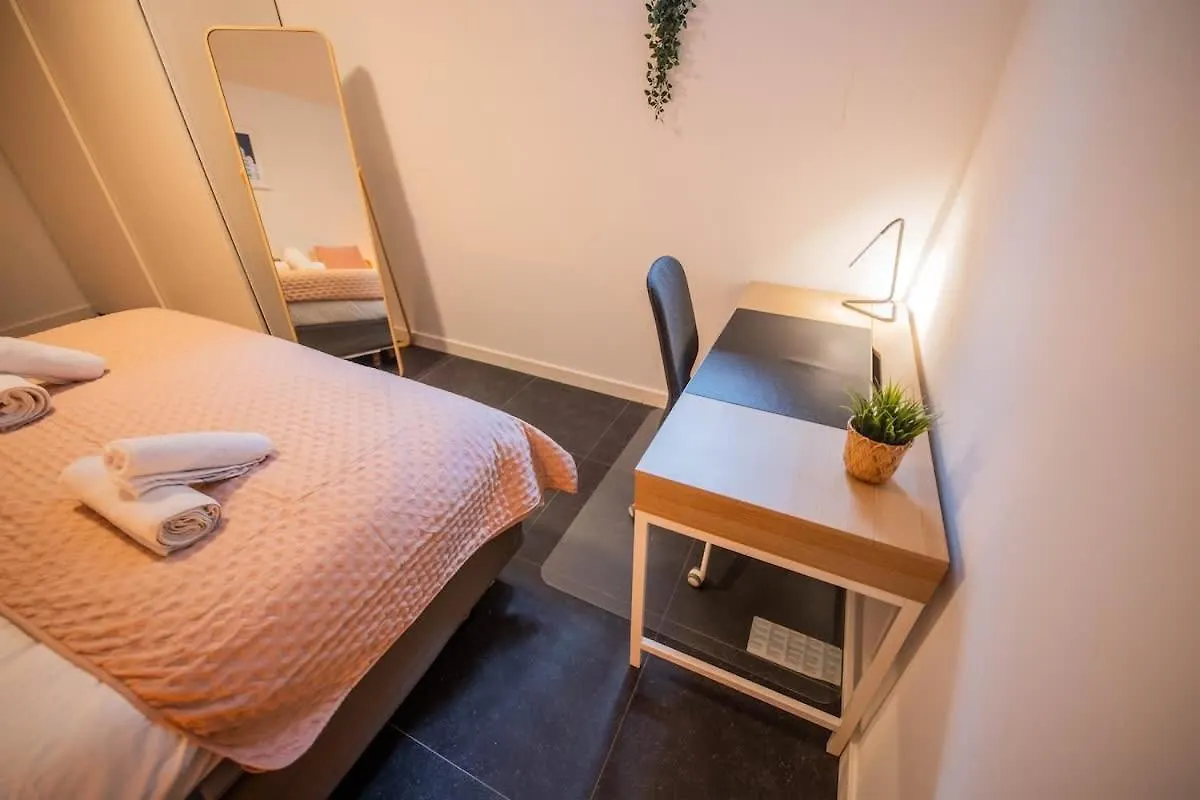 Upscale 90M2 Two Bedroom Apartment - Ks8B Eindhoven