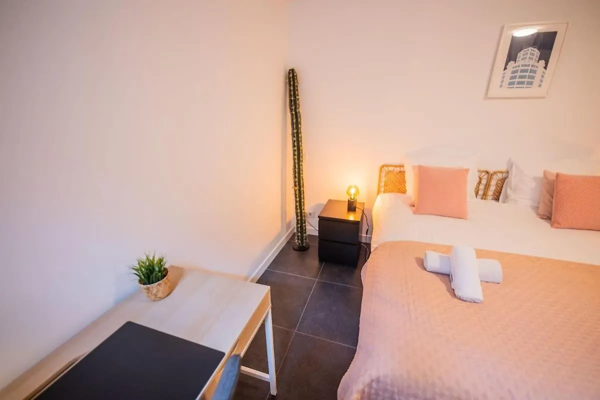 Upscale 90M2 Two Bedroom Apartment - Ks8B Eindhoven